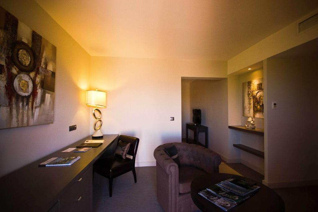 Le Daya Hotel & Spa - Boutique Hotel Roquebrune-sur-Argens Habitación foto